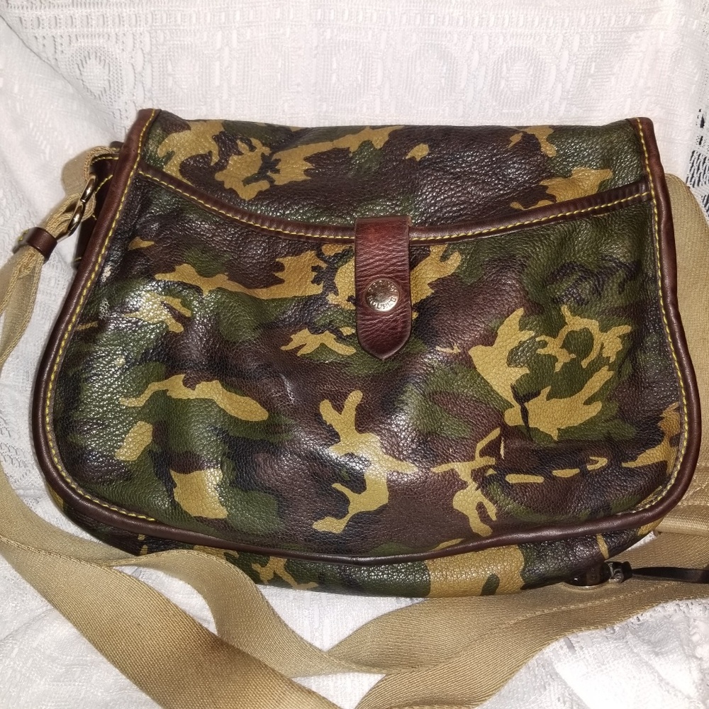 Dooney & Bourke leather crossbody bag - Picture 3 of 3
